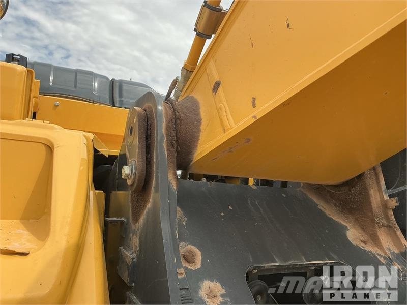 Kobelco SK210LC-11 Tracked Excavator 履帶式 挖土機/掘鑿機/挖掘機