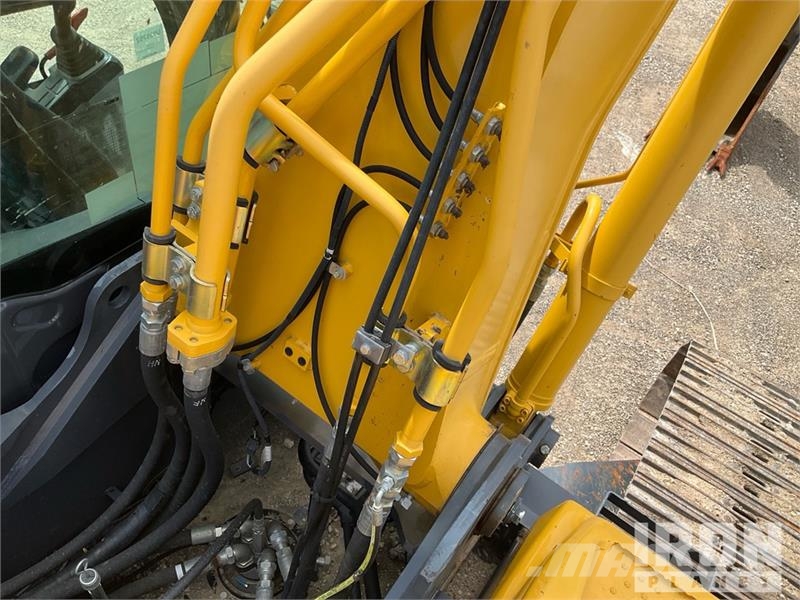 Kobelco SK210LC-11 Tracked Excavator 履帶式 挖土機/掘鑿機/挖掘機
