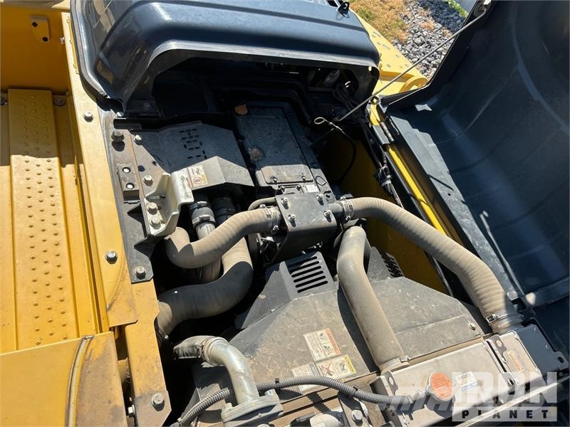 Kobelco SK210LC-11 Tracked Excavator 履帶式 挖土機/掘鑿機/挖掘機