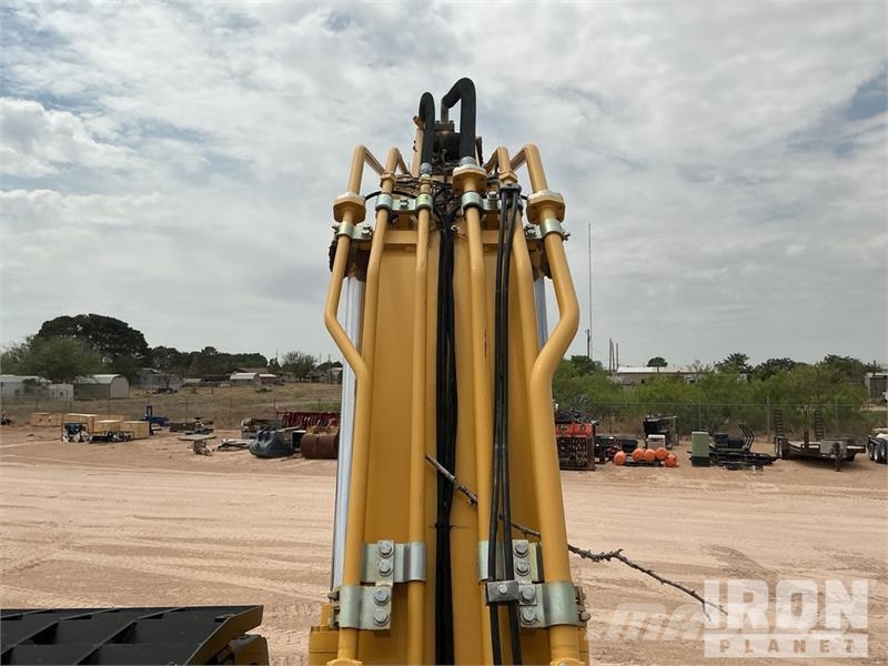 Kobelco SK210LC-11 Tracked Excavator 履帶式 挖土機/掘鑿機/挖掘機