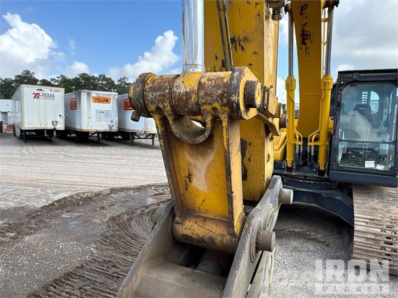 Kobelco SK210LC-11 Tracked Excavator 履帶式 挖土機/掘鑿機/挖掘機