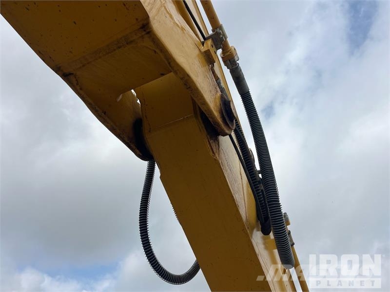 Kobelco SK210LC-11 Tracked Excavator Kāpurķēžu ekskavatori