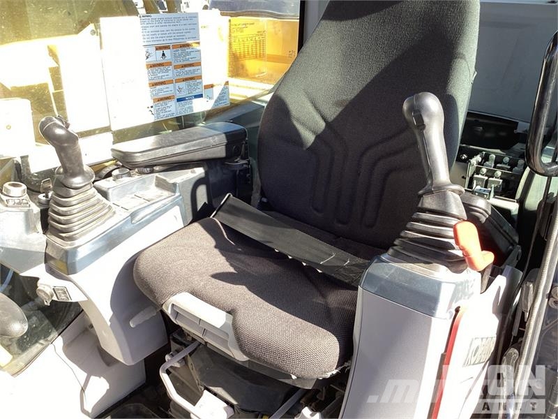 Kobelco SK210LC-11 Tracked Excavator Kāpurķēžu ekskavatori