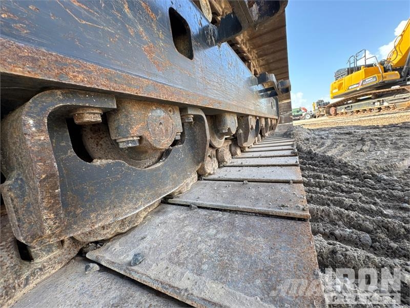 Kobelco SK210LC-11 Tracked Excavator 履帶式 挖土機/掘鑿機/挖掘機