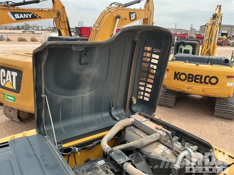Kobelco SK210LC-11 Tracked Excavator 履帶式 挖土機/掘鑿機/挖掘機