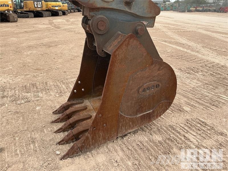 Kobelco SK210LC-11 Tracked Excavator 履帶式 挖土機/掘鑿機/挖掘機