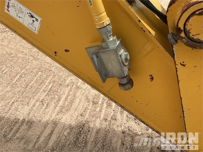 Kobelco SK210LC-11 Tracked Excavator 履帶式 挖土機/掘鑿機/挖掘機