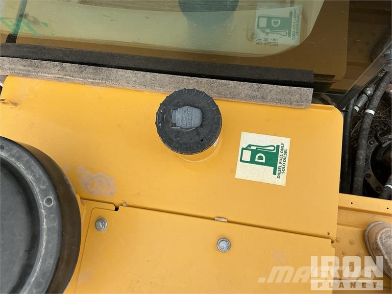 Kobelco SK210LC-11 Tracked Excavator 履帶式 挖土機/掘鑿機/挖掘機
