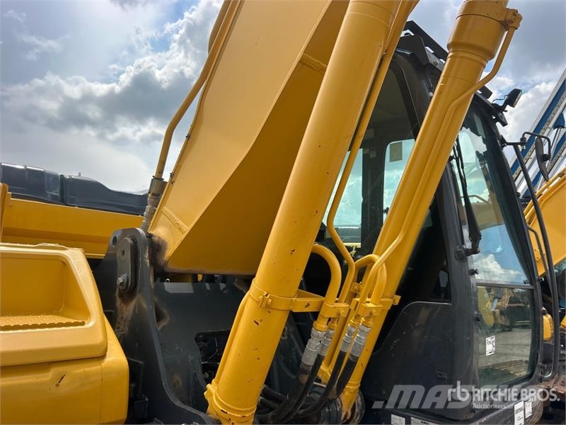Kobelco SK210LC-11 Tracked Excavator 履帶式 挖土機/掘鑿機/挖掘機