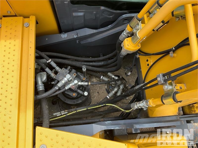 Kobelco SK210LC-11 Tracked Excavator 履帶式 挖土機/掘鑿機/挖掘機