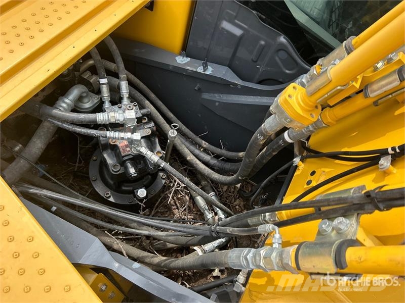 Kobelco SK210LC-11 Tracked Excavator 履帶式 挖土機/掘鑿機/挖掘機