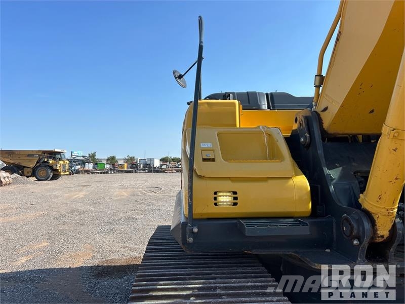 Kobelco SK210LC-11 Tracked Excavator 履帶式 挖土機/掘鑿機/挖掘機