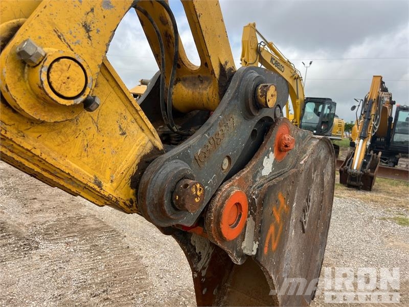 Kobelco SK210LC-11 Tracked Excavator Kāpurķēžu ekskavatori
