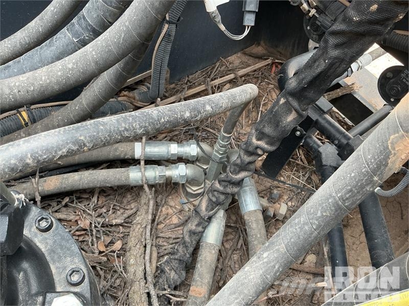 Kobelco SK210LC-11 Tracked Excavator 履帶式 挖土機/掘鑿機/挖掘機
