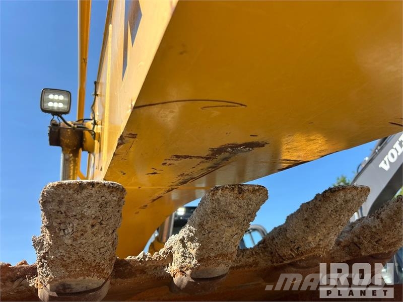 Kobelco SK210LC-11 Tracked Excavator 履帶式 挖土機/掘鑿機/挖掘機
