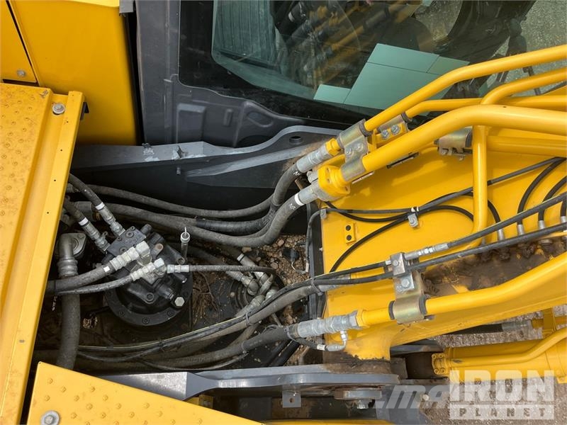 Kobelco SK210LC-11 Tracked Excavator Kāpurķēžu ekskavatori