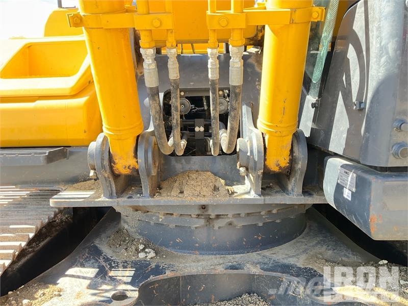 Kobelco SK210LC-11 Tracked Excavator 履帶式 挖土機/掘鑿機/挖掘機