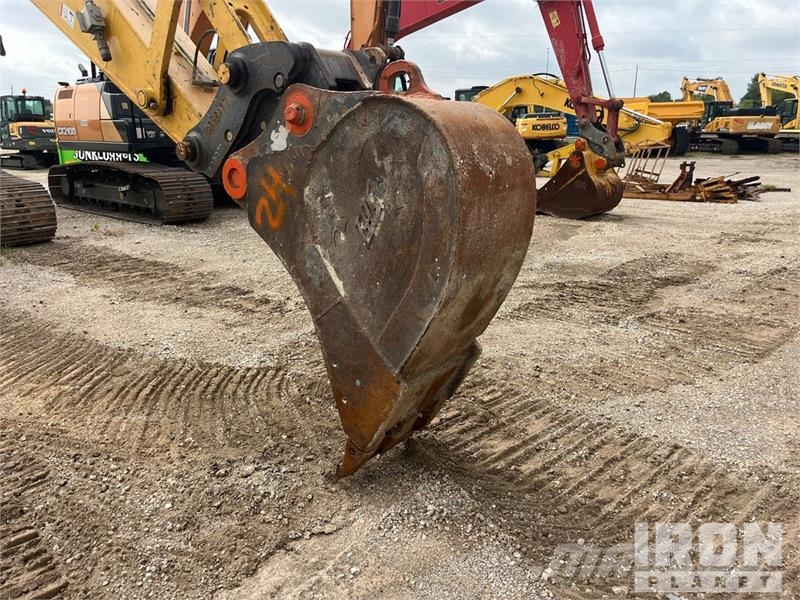 Kobelco SK210LC-11 Tracked Excavator Kāpurķēžu ekskavatori