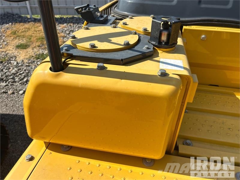 Kobelco SK210LC-11 Tracked Excavator 履帶式 挖土機/掘鑿機/挖掘機