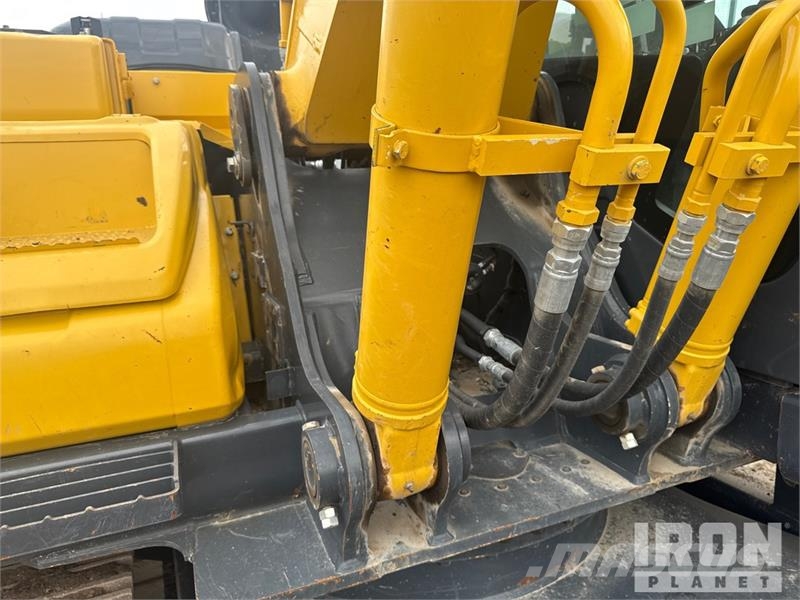 Kobelco SK210LC-11 Tracked Excavator 履帶式 挖土機/掘鑿機/挖掘機