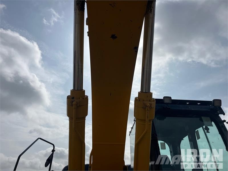 Kobelco SK210LC-11 Tracked Excavator Kāpurķēžu ekskavatori