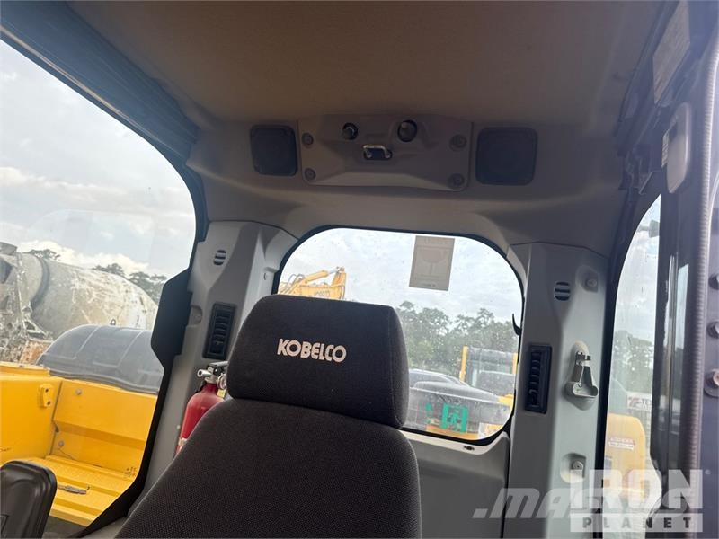 Kobelco SK210LC-11 Tracked Excavator 履帶式 挖土機/掘鑿機/挖掘機