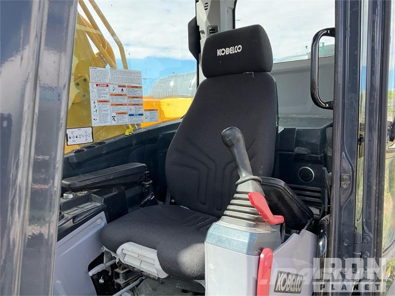 Kobelco SK210LC-11 Tracked Excavator 履帶式 挖土機/掘鑿機/挖掘機