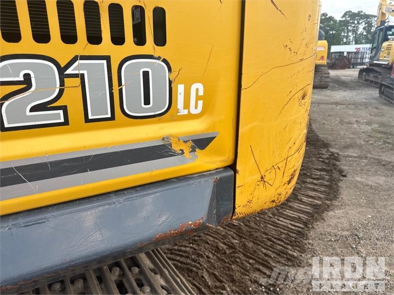 Kobelco SK210LC-11 Tracked Excavator 履帶式 挖土機/掘鑿機/挖掘機