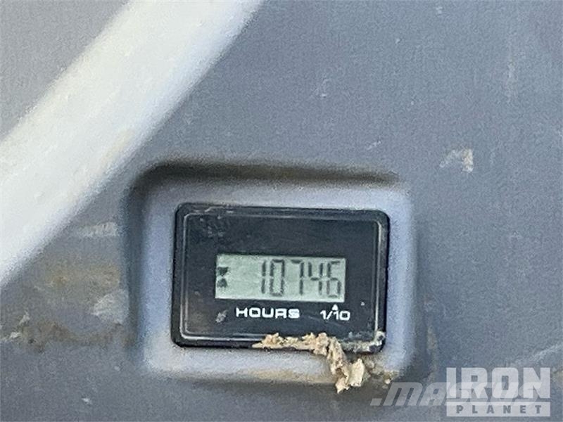 Kobelco SK210LC-11 Tracked Excavator 履帶式 挖土機/掘鑿機/挖掘機