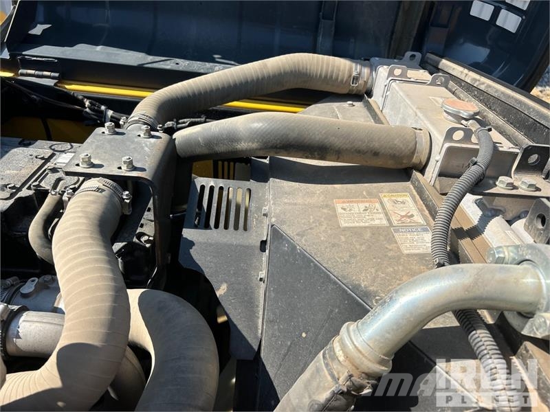 Kobelco SK210LC-11 Tracked Excavator 履帶式 挖土機/掘鑿機/挖掘機
