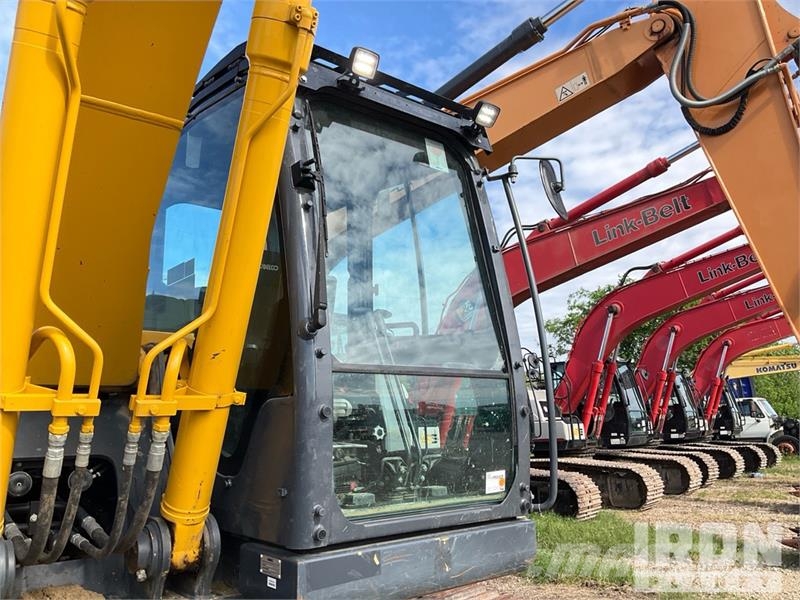 Kobelco SK210LC-11 Tracked Excavator 履帶式 挖土機/掘鑿機/挖掘機
