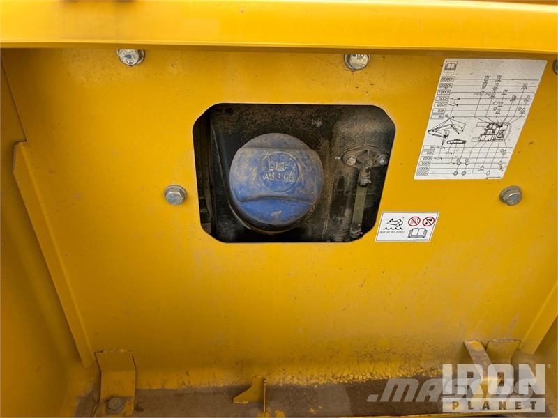 Kobelco SK210LC-11 Tracked Excavator Kāpurķēžu ekskavatori