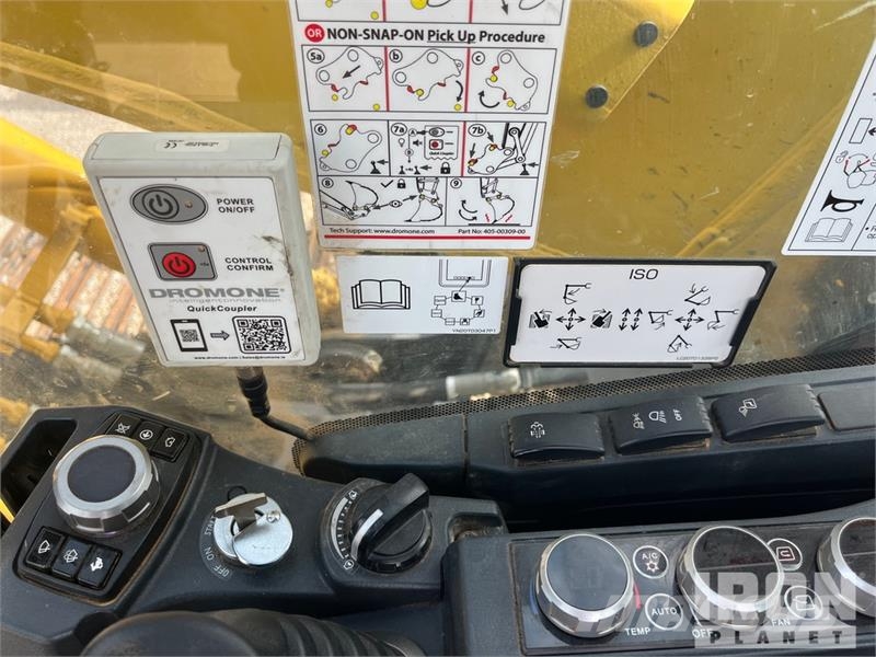 Kobelco SK210LC-11 Tracked Excavator Kāpurķēžu ekskavatori