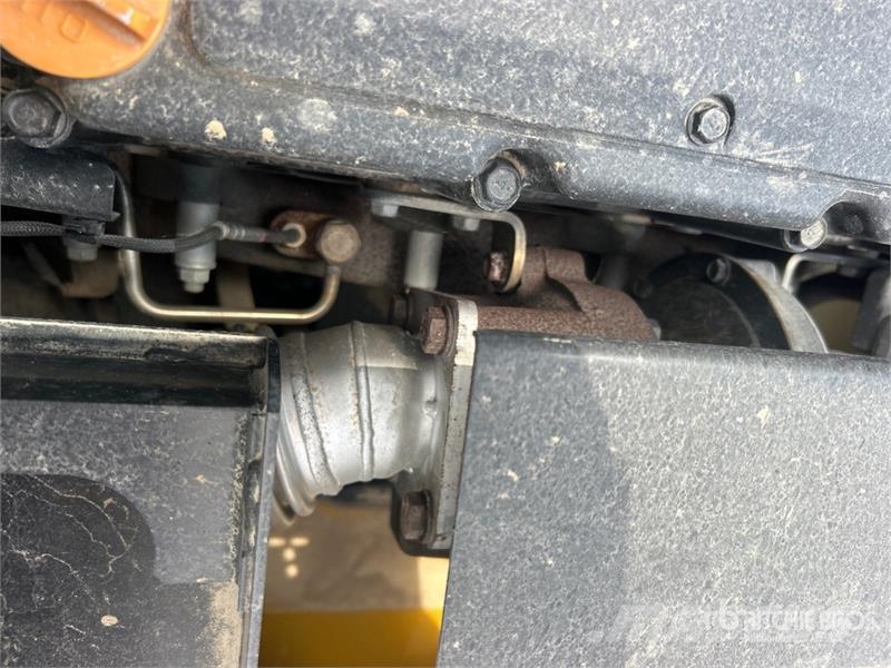 Kobelco SK210LC-11 Tracked Excavator 履帶式 挖土機/掘鑿機/挖掘機