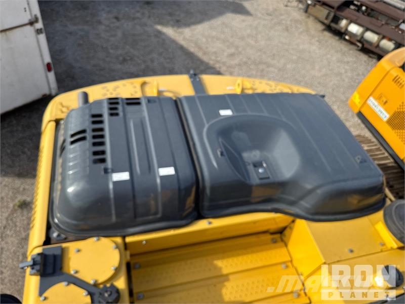Kobelco SK210LC-11 Tracked Excavator 履帶式 挖土機/掘鑿機/挖掘機