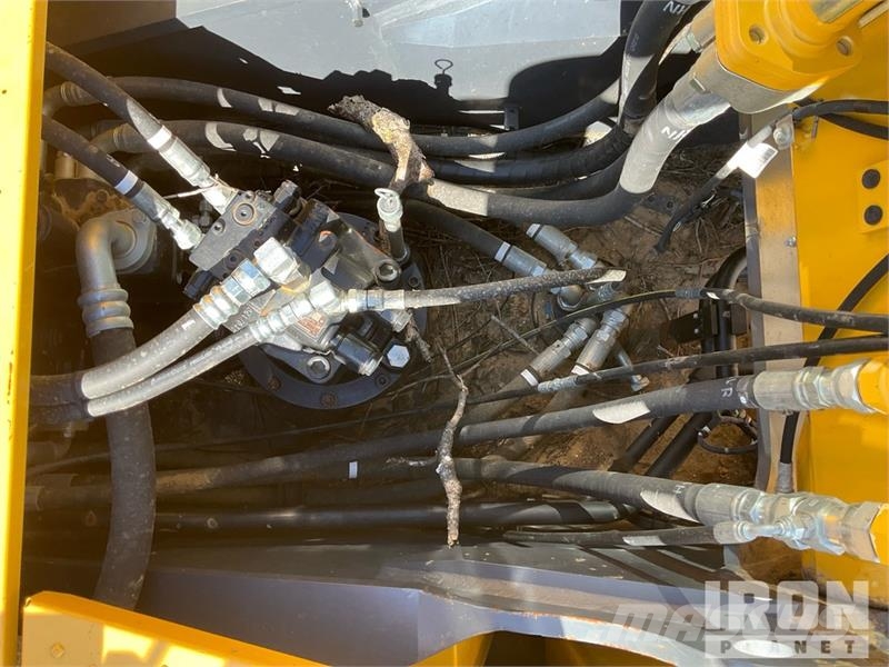 Kobelco SK210LC-11 Tracked Excavator 履帶式 挖土機/掘鑿機/挖掘機