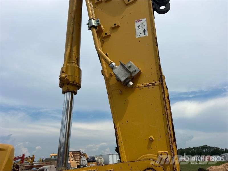 Kobelco SK210LC-11 Tracked Excavator 履帶式 挖土機/掘鑿機/挖掘機