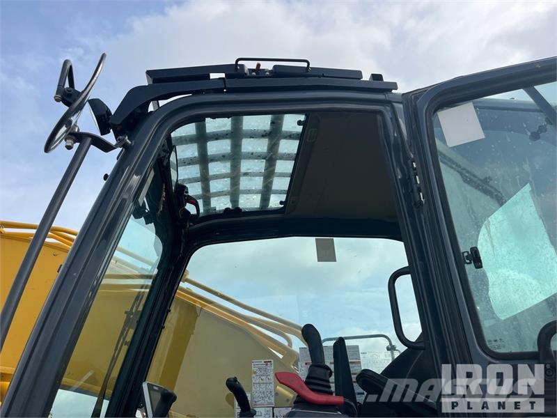 Kobelco SK210LC-11 Tracked Excavator Kāpurķēžu ekskavatori