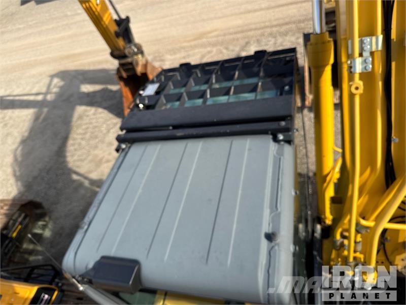 Kobelco SK210LC-11 Tracked Excavator 履帶式 挖土機/掘鑿機/挖掘機