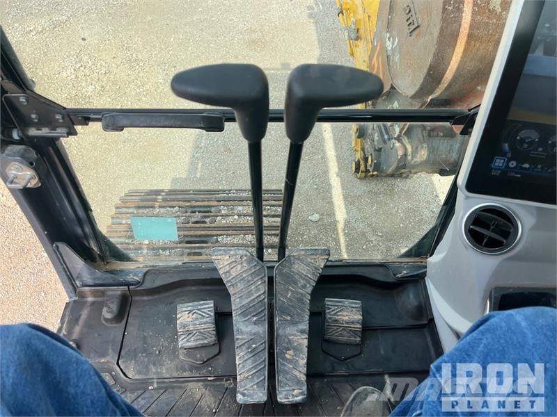 Kobelco SK210LC-11 Tracked Excavator Kāpurķēžu ekskavatori