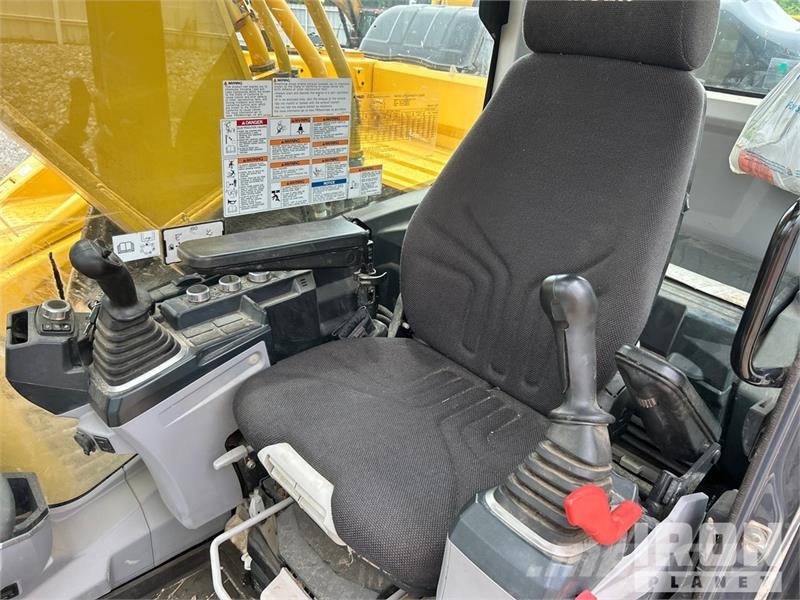 Kobelco SK260LC-11 Tracked Excavator 履帶式 挖土機/掘鑿機/挖掘機