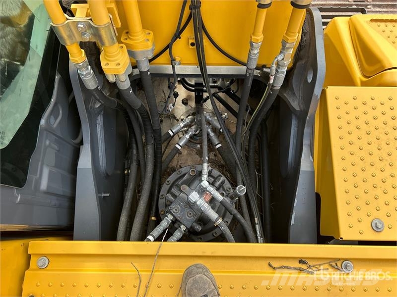 Kobelco SK260LC-11 Tracked Excavator Crawler excavators