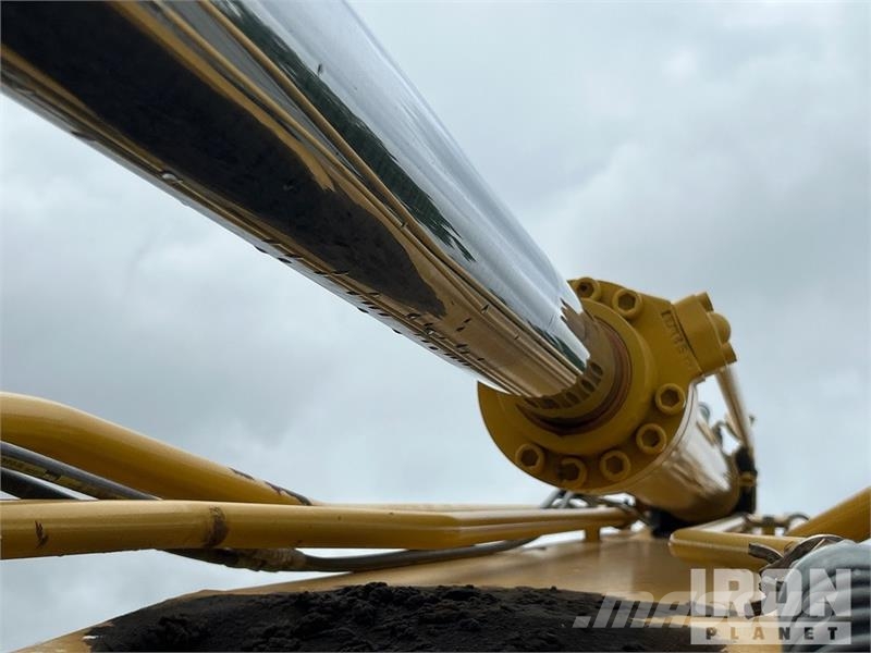 Kobelco SK260LC-11 Tracked Excavator 履帶式 挖土機/掘鑿機/挖掘機