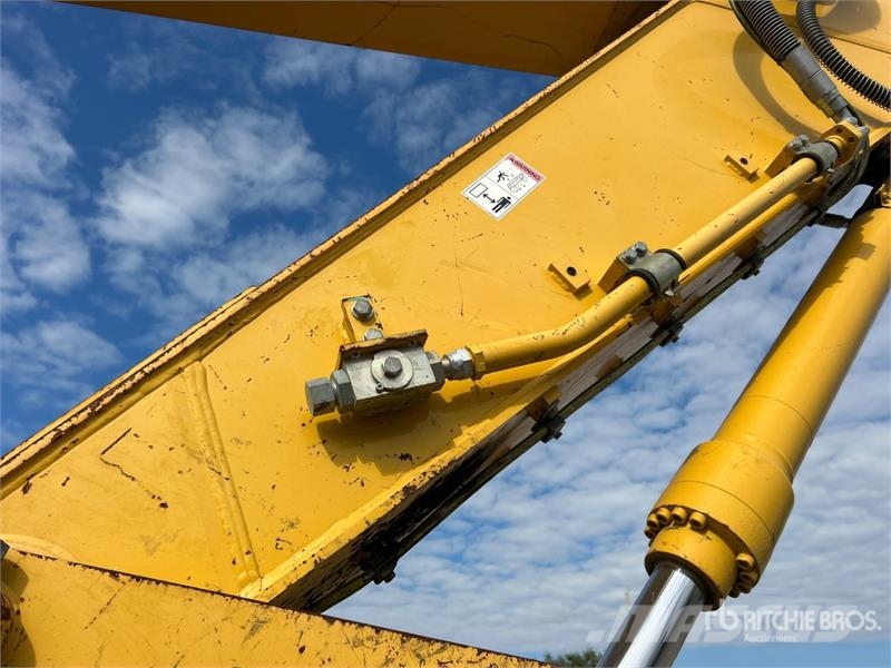 Kobelco SK260LC-11 Tracked Excavator Crawler excavators