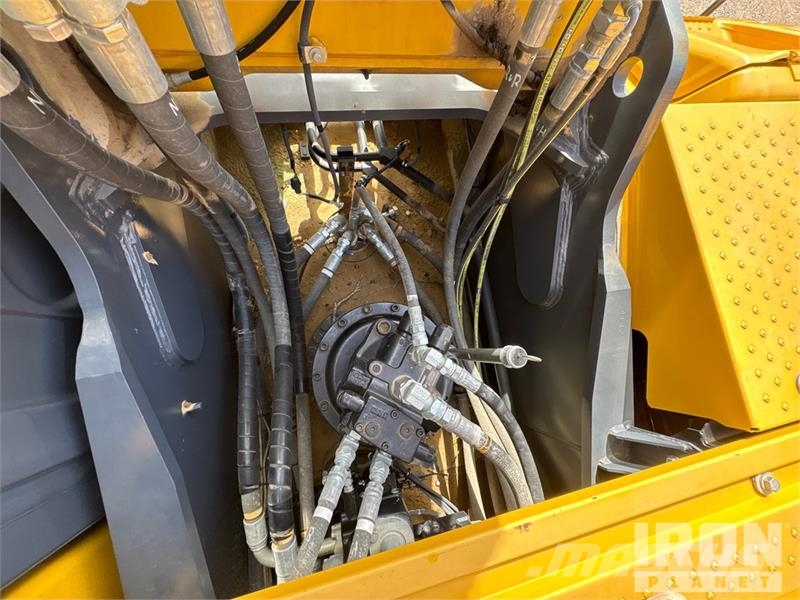 Kobelco SK260LC-11 Tracked Excavator 履帶式 挖土機/掘鑿機/挖掘機