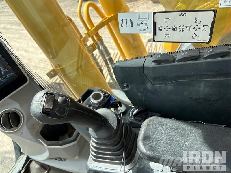 Kobelco SK260LC-11 Tracked Excavator 履帶式 挖土機/掘鑿機/挖掘機