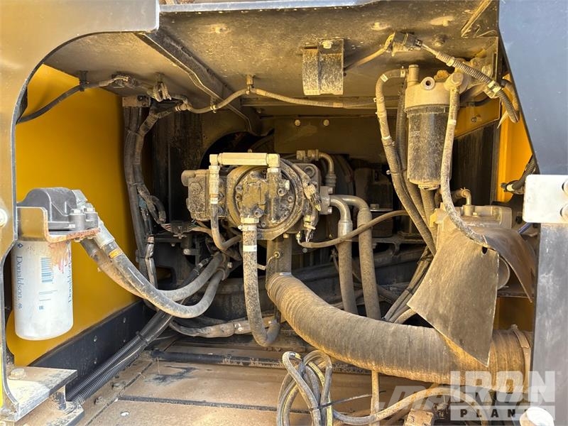 Kobelco SK260LC-11 Tracked Excavator 履帶式 挖土機/掘鑿機/挖掘機