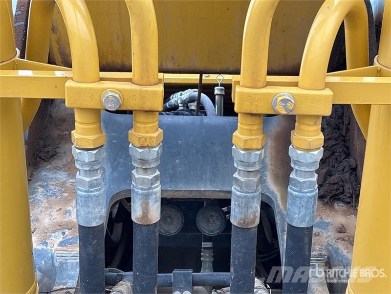 Kobelco SK350 LC Tracked Excavator Гусеничні екскаватори