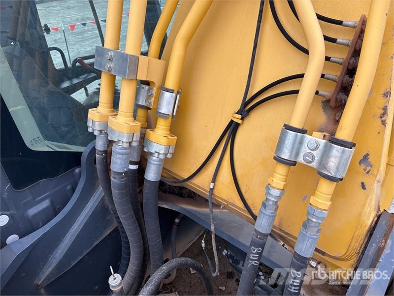 Kobelco SK350 LC Tracked Excavator Гусеничні екскаватори