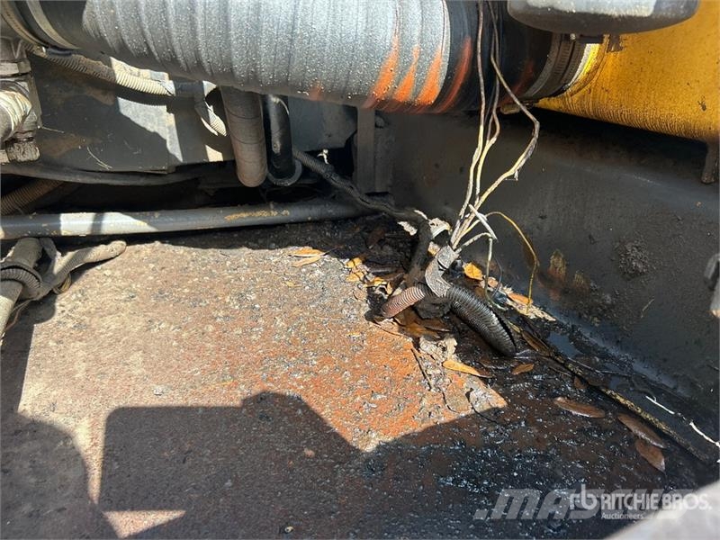 Kobelco SK350LC-9 Tracked Excavator Escavatori cingolati
